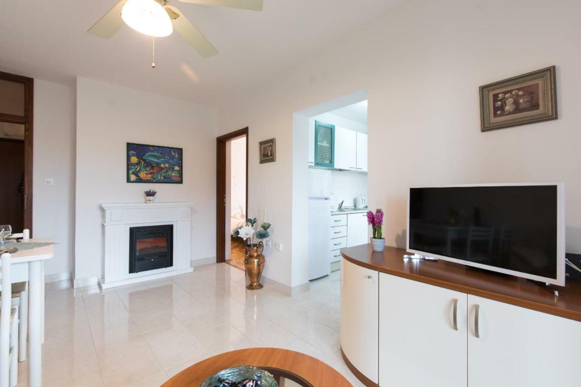 Apartment Calista 拉巴克 外观 照片