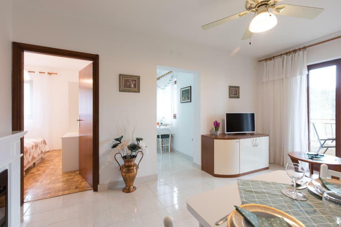 Apartment Calista 拉巴克 外观 照片